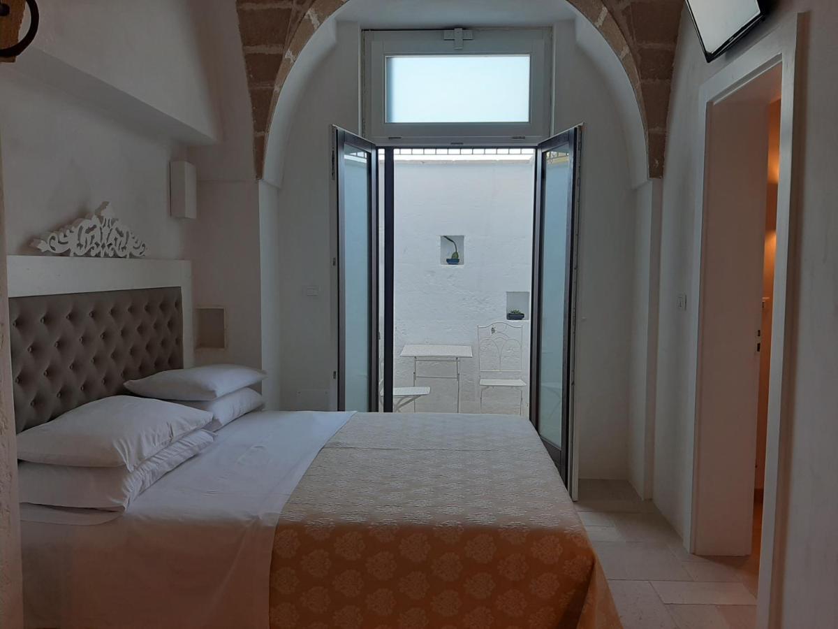Le Lantane - Luxury Rooms Алессано Екстер'єр фото