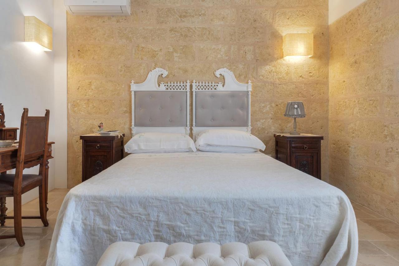 Le Lantane - Luxury Rooms Алессано Екстер'єр фото